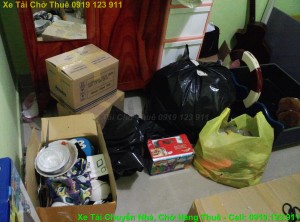 Đóng thùng đồ dùng trước khi chuyển nhà tại quận Tân Bình, Tp.HCM